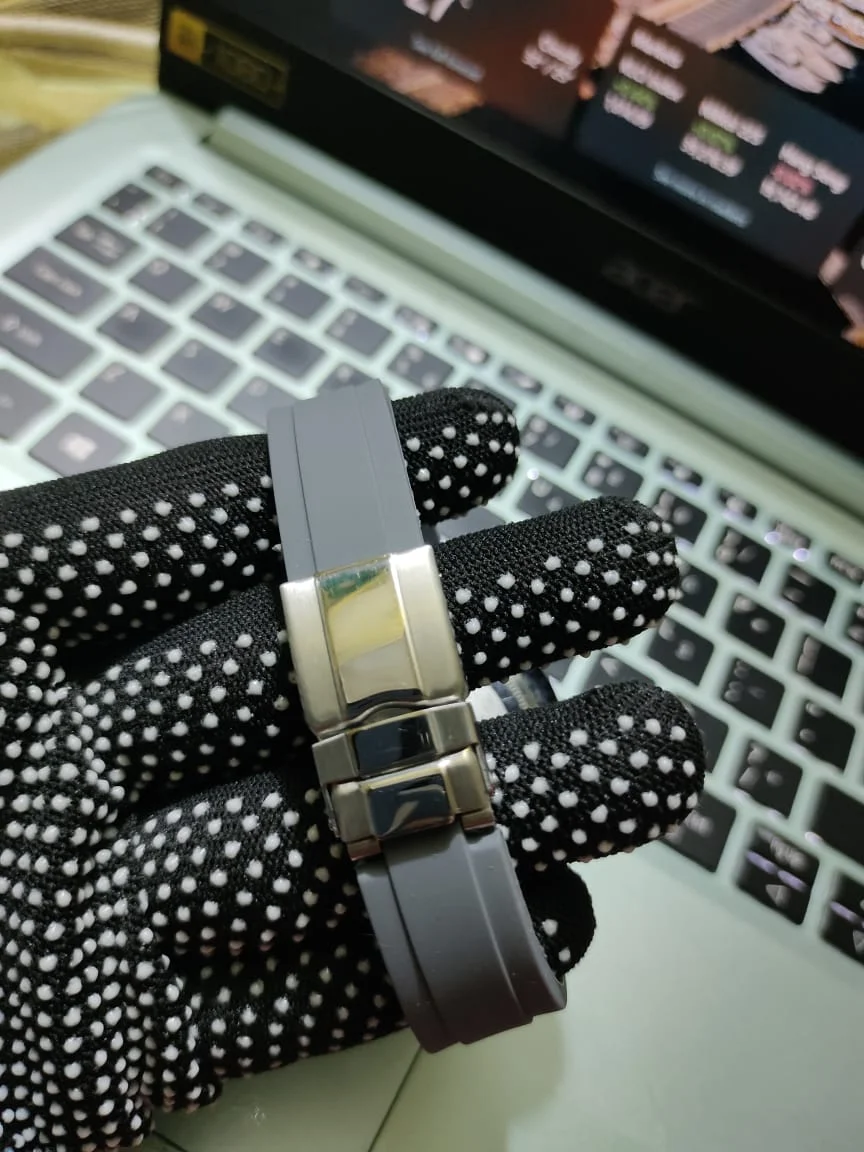 CHAXIGO Diver Style Watch for Men | Waterproof Luminous Business Quartz Stainless Steel - Image 3