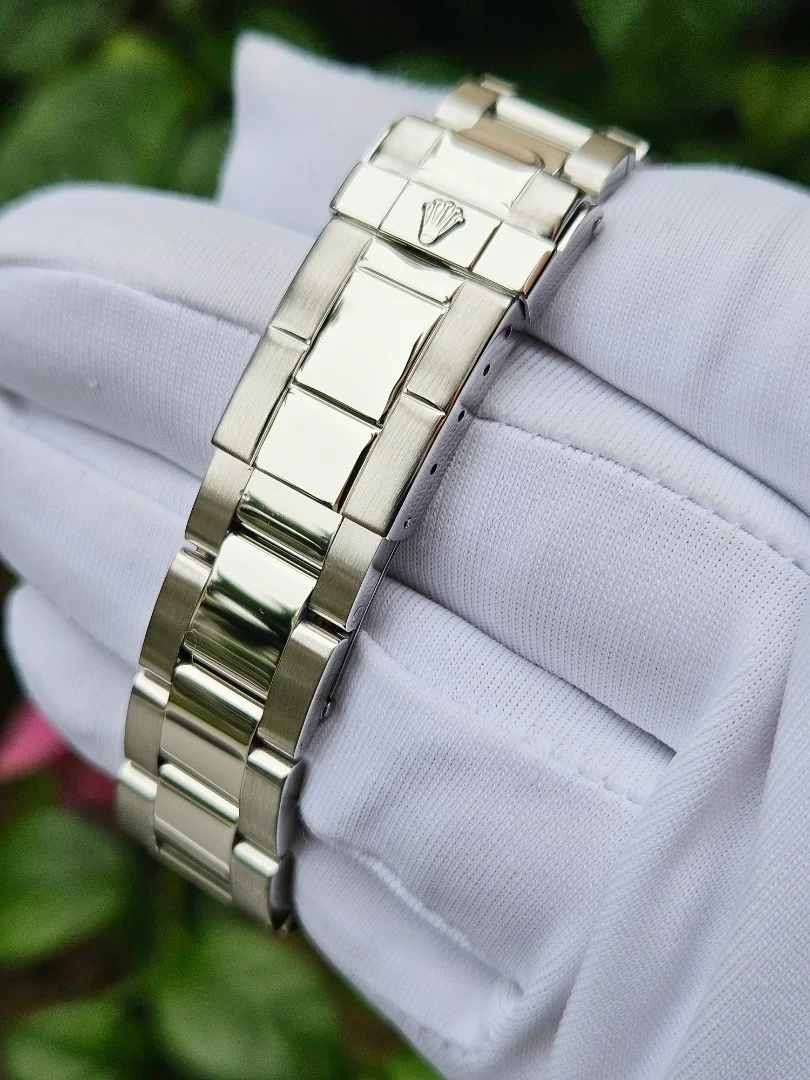Premium Rolex Yacht-Master 40 master copy with automatic movement, sapphire glass, and luxury design—perfect for stylish everyday wear. - Image 5