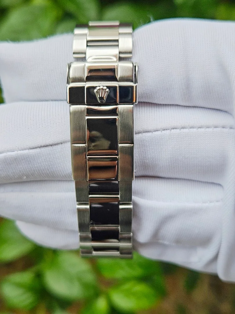 Premium Rolex Yacht-Master 40 master copy with automatic movement, sapphire glass, and luxury design—perfect for stylish everyday wear. - Image 6